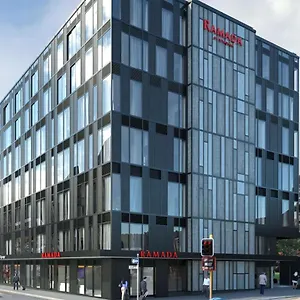 Ramada By Wyndham Taranaki Street Hotel